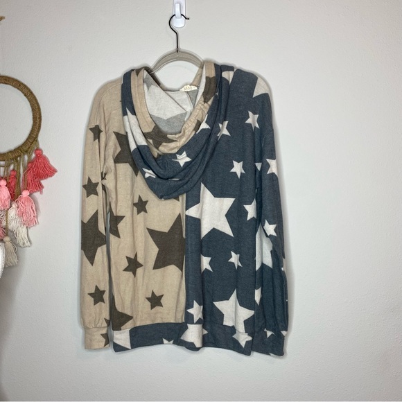 ODDI Mismatched super soft cozy Star Sweater - Picture 7 of 8